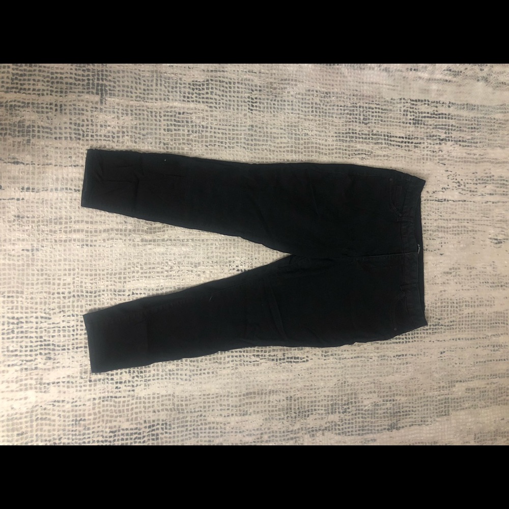 Black Skinny Jeans